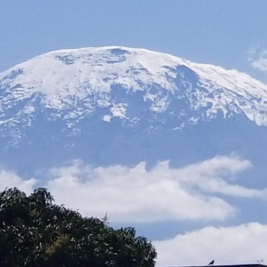 Climbers Home Moshi Esterno foto