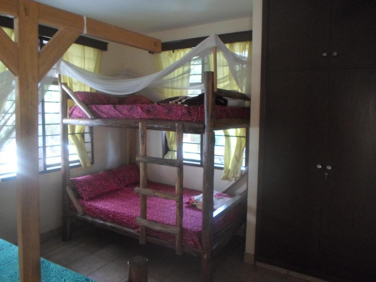 Climbers Home Moshi Esterno foto