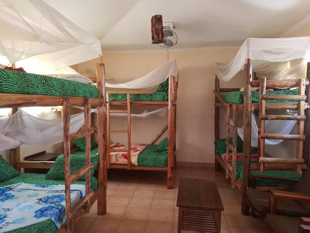 Climbers Home Moshi Esterno foto